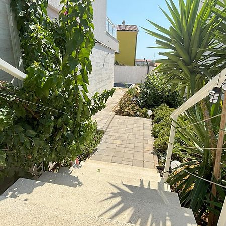 Vila Regina Apartment Rex With Swimming Pool Jezera Exterior foto