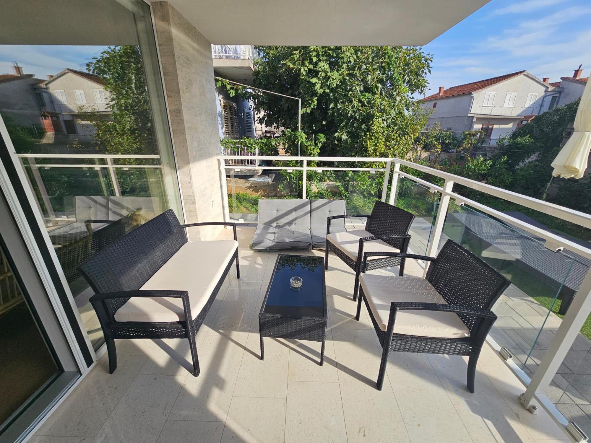 Vila Regina Apartment Rex With Swimming Pool Jezera Exterior foto