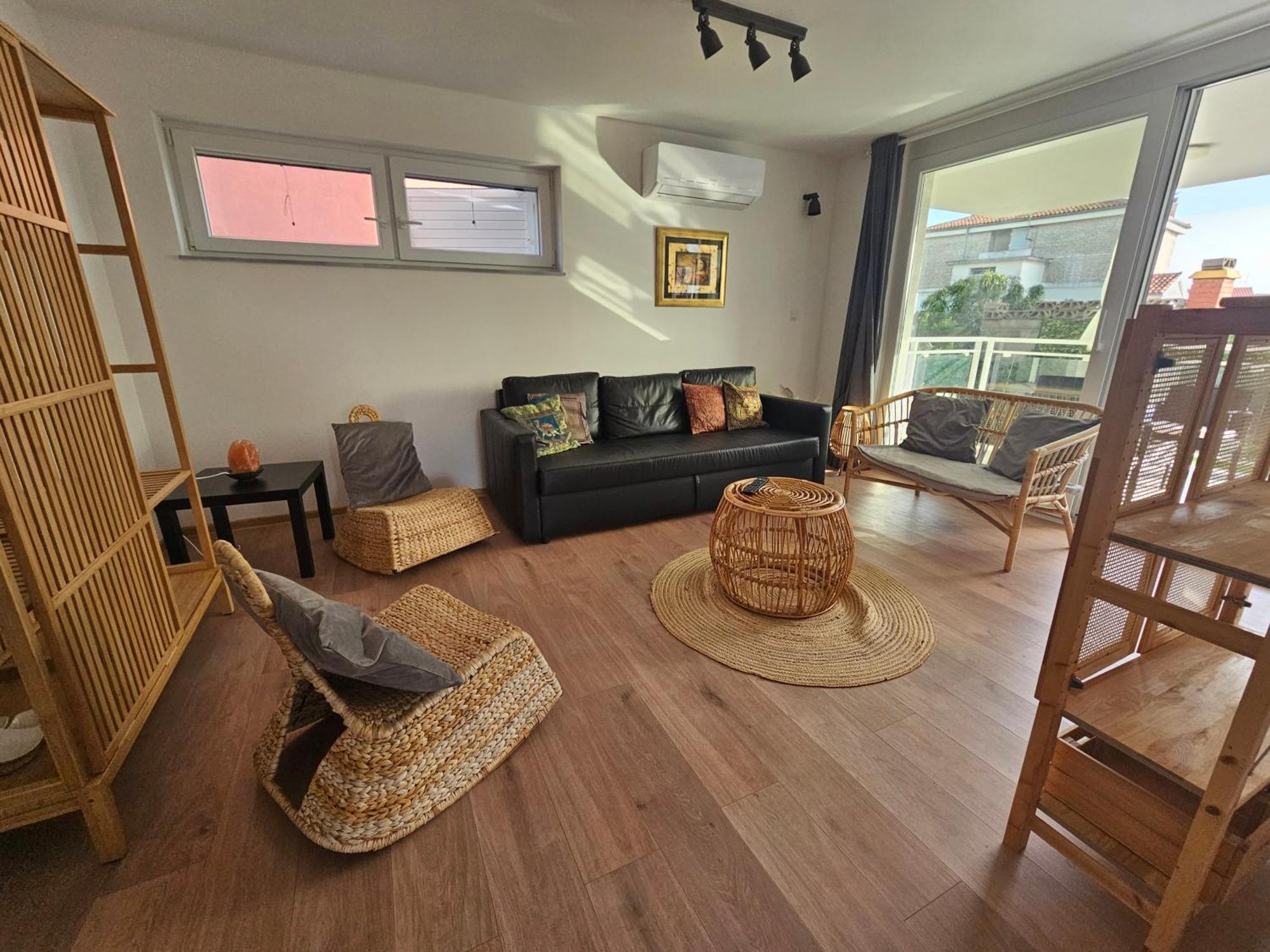 Vila Regina Apartment Rex With Swimming Pool Jezera Exterior foto