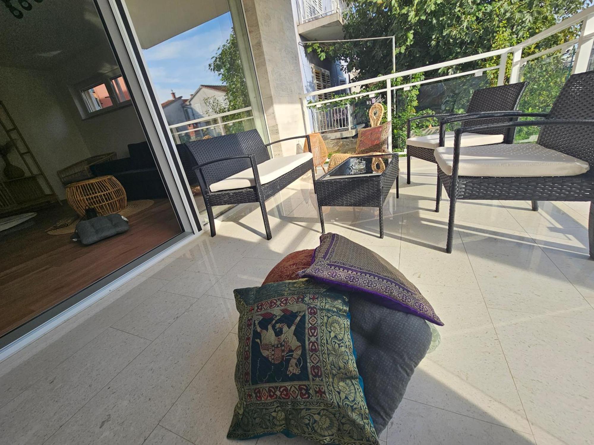 Vila Regina Apartment Rex With Swimming Pool Jezera Exterior foto