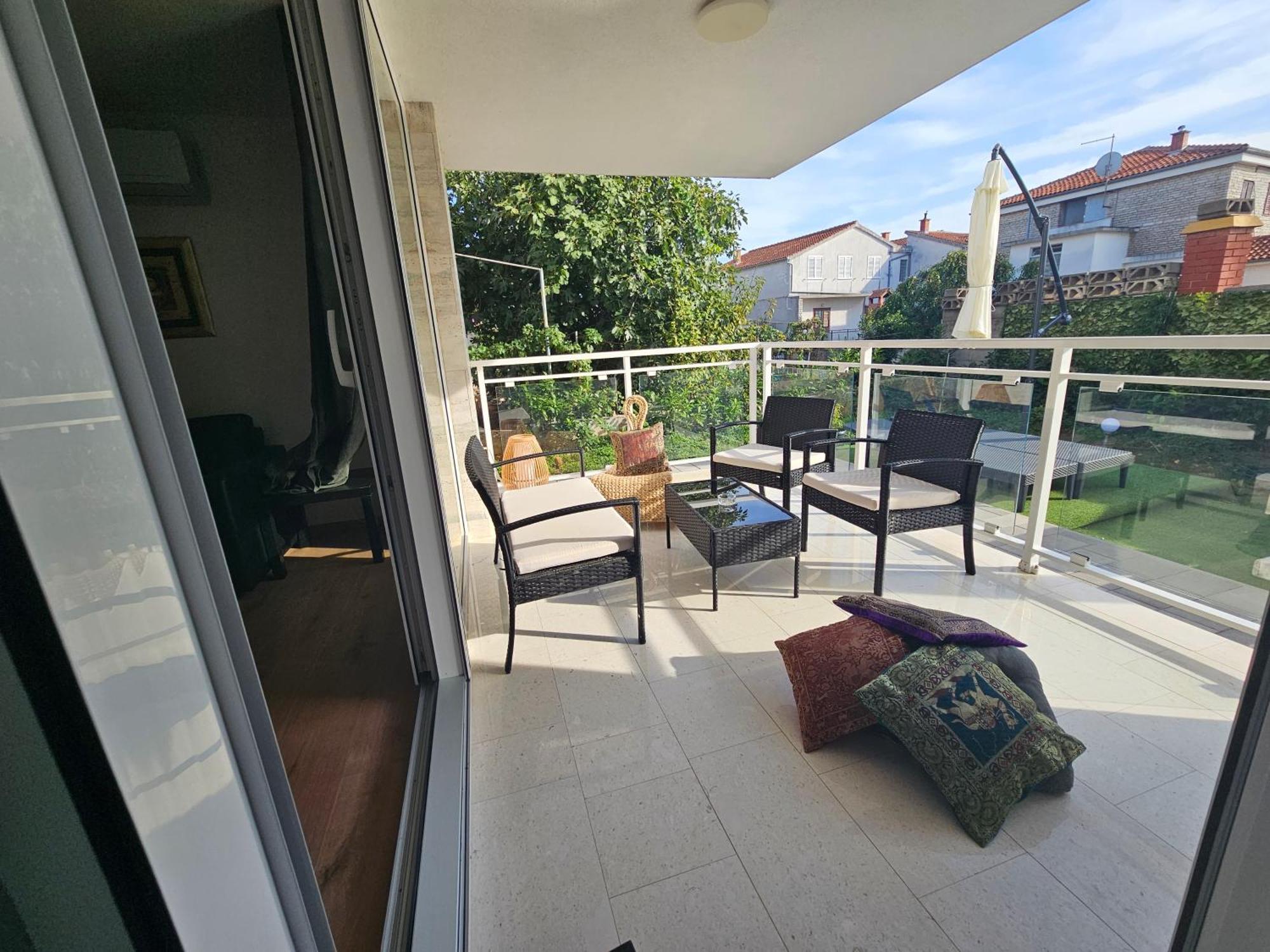 Vila Regina Apartment Rex With Swimming Pool Jezera Exterior foto