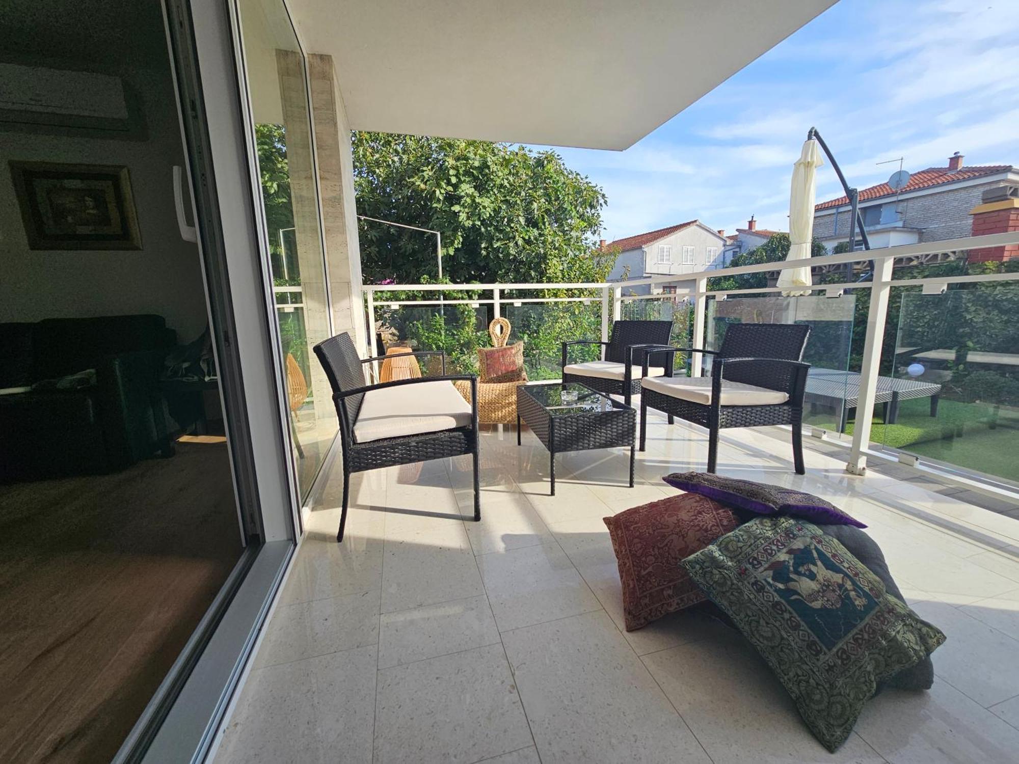 Vila Regina Apartment Rex With Swimming Pool Jezera Exterior foto