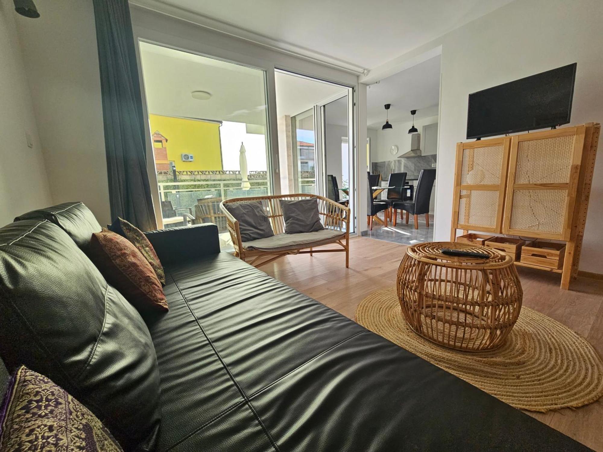 Vila Regina Apartment Rex With Swimming Pool Jezera Exterior foto
