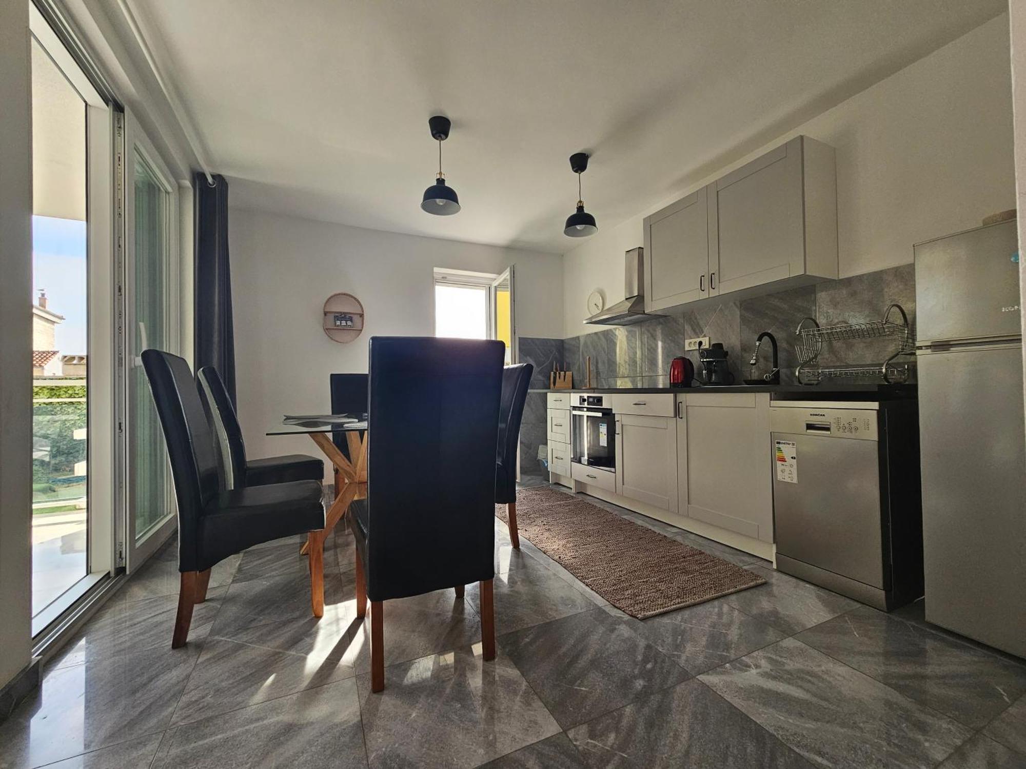 Vila Regina Apartment Rex With Swimming Pool Jezera Exterior foto