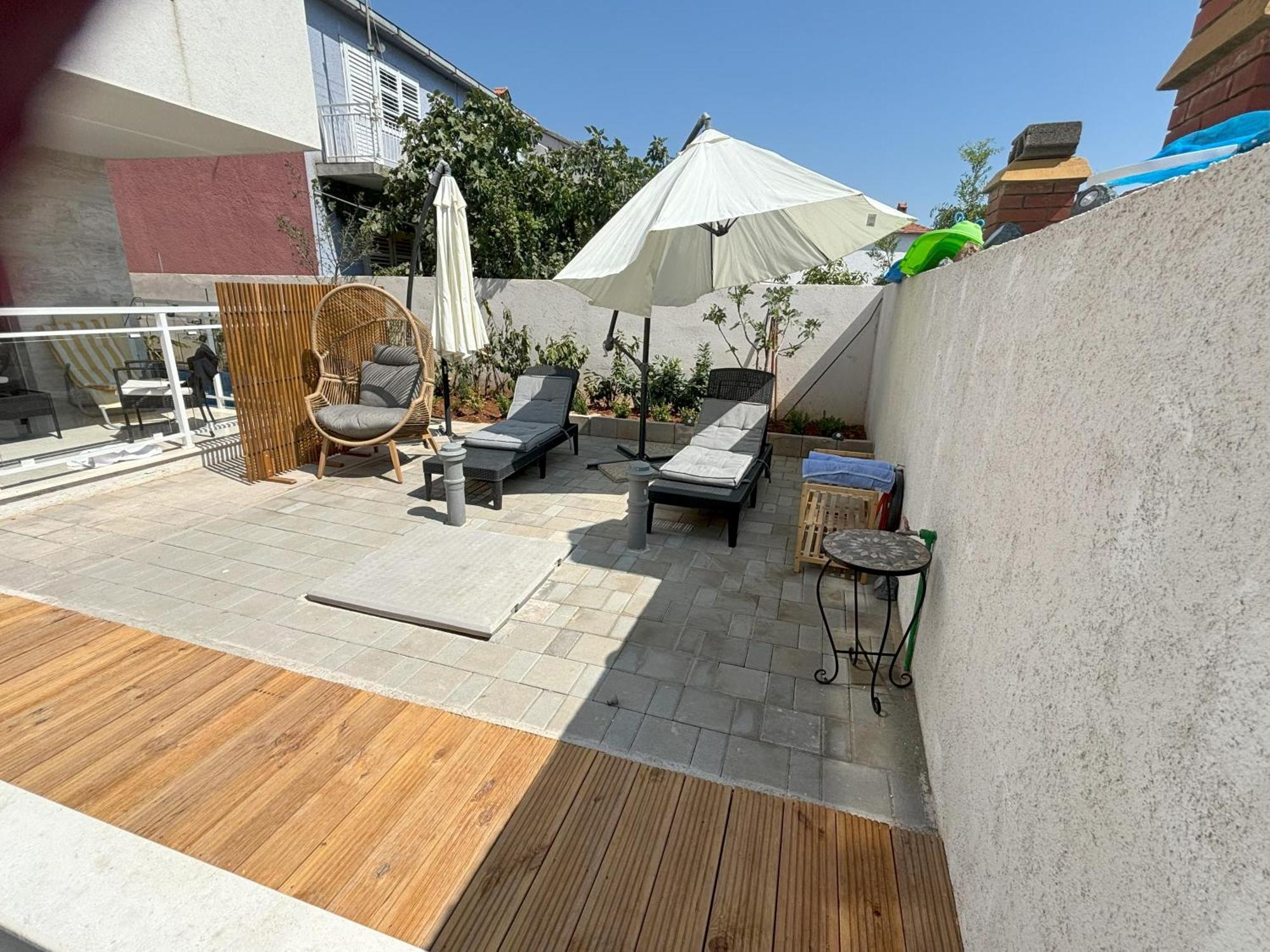 Vila Regina Apartment Rex With Swimming Pool Jezera Exterior foto