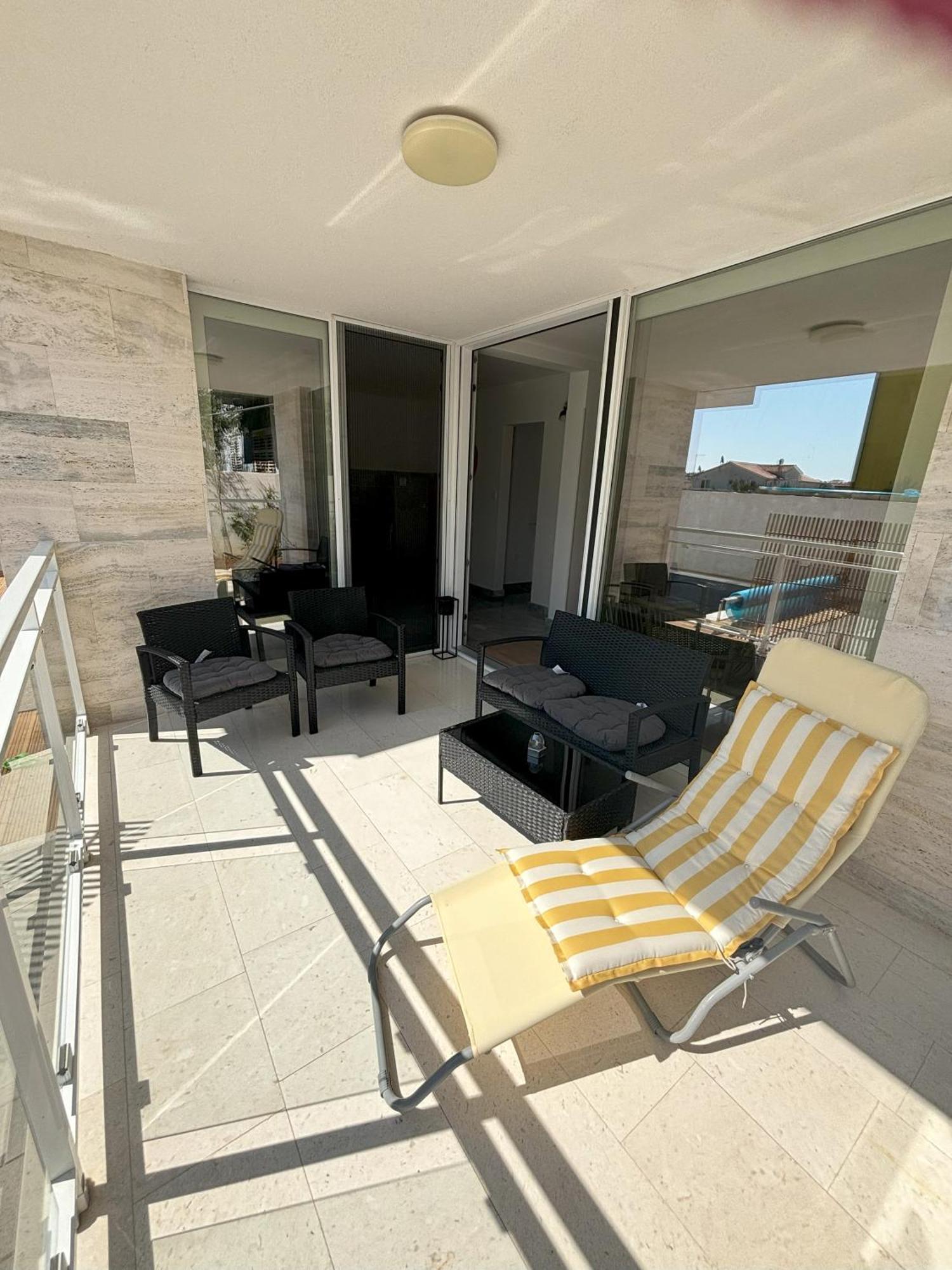 Vila Regina Apartment Rex With Swimming Pool Jezera Exterior foto